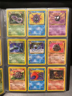 NEAR MINT - Fossil Set Complete Common and Uncommon 1999 Pokemon Cards Bundle - Image 1