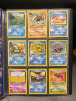 Fossil Set Complete Common and Uncommon 32 Pokemon Cards Bundle 1999 WOTC 31-62 - Image 5