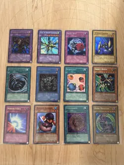 Yu-Gi-Oh! TCG Card Lot. Exodia, Dark Magician, Multiple Secret rare, 1st Edition - Image 2