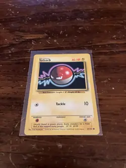 Pokemon Voltorb 067/102 Base Set Regular - Image 1