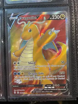 Pokemon TCG Dragonite v Evolving Skies Holo Ultra Rare Full Art Card 191/203 - Image 1