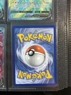 Pokemon TCG Dragonite v Evolving Skies Holo Ultra Rare Full Art Card 191/203 - Image 2