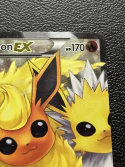 Flareon EX RC28/RC32 Generations, Radiant Collection 2016 Holo Pokemon Card MP - Image 2