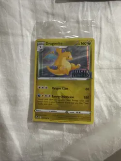 Dragonite (Silver Tempest Stamped) 131/195 SWSH: Sword & Shield Promo Cards Holo - Image 1