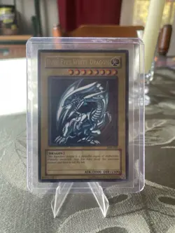 Yu-Gi-Oh! TCG Blue-Eyes White Dragon LOT OF 3 (2x SDK-001, 1x BPT-009) MP-LP - Image 4