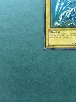 Yu-Gi-Oh! TCG Blue-Eyes White Dragon SDK-001 Unlimited Ultra Rare, LP/MP - Image 4