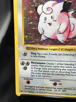 1999 Pokemon Clefairy 005/102 Base Set Shadowless Holo MP/HP - Image 4