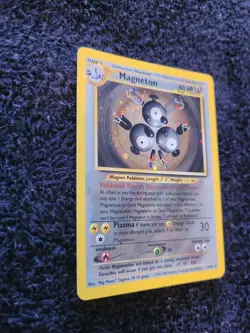 Magneton 10/64 Rare Holo Neo Revelation & Hydreigon Holo 62/111. Pokemon TCG - Image 3