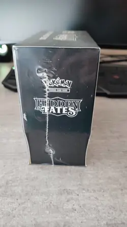 Pokemon Hidden Fates Elite Trainer Box ETB Sealed - Image 4