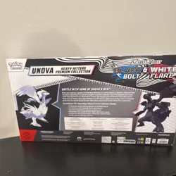 Pokemon TCG Premium Collection Box Black & White Bolt Flare Reshiram - Image 3