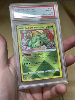 Radiant Venusaur 004/078 Pokemon GO Holo PSA 10 - Image 2