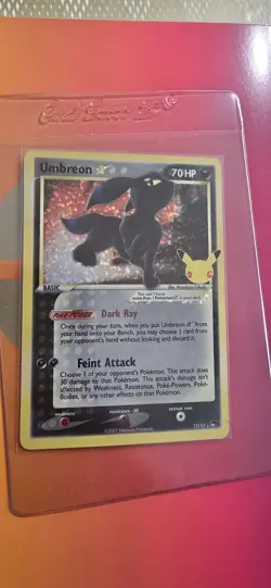 Pokemon Celebrations Umbreon Gold Star Holo 25th Anniversary 17/17 TCG NM/M - Image 2