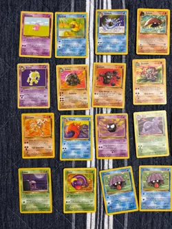 Pokemon FOSSIL LOT - 27 TCG Trading Cards - Image 2