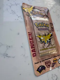 Pokemon Fossil Blister Pack Zapdos Artwork 1999 WOTC Factory Sealed - Image 2