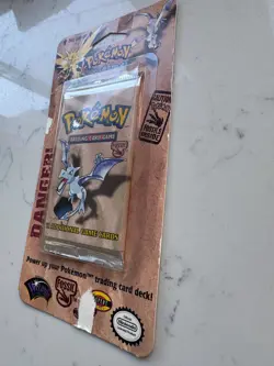 Pokemon Fossil Blister Pack Aerodactyl Artwork 1999 WOTC Factory Sealed - Image 3