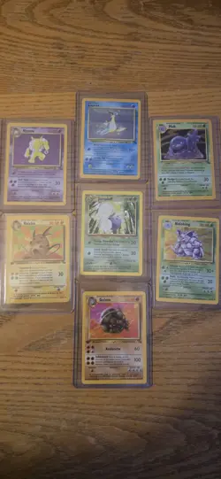 Vintage Rares and Vintage 1st Edition Lot (23 Cards, 13 Holos) - Image 4
