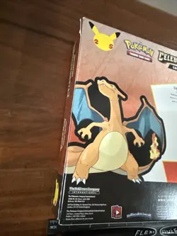 Pokemon TCG Celebrations Collection Lance's Charizard V Box 820650101625 - Image 3