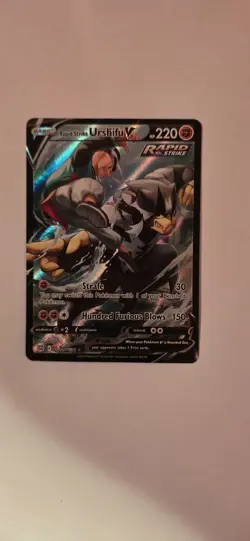 Pokemon TCG Rapid Strike Urshifu v Trainer Gallery TG20/TG30 Brilliant Stars - Image 1