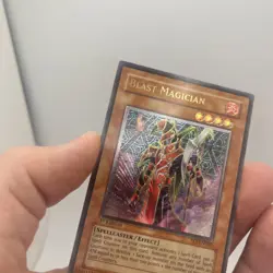 Yugioh Blast Magician FET-EN020 Ultimate Rare 1st Edition - Image 3