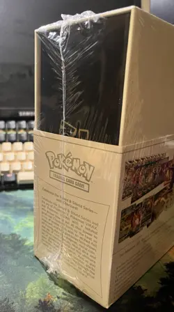 Pokemon TCG Sword and Shield Ultra Premium Collection Charizard Box 820650871115 - Image 2