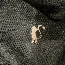 Official Pokemon TCG Collector Enamel Pins Mythical Mew - 2016 - Image 3