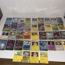 Pokemon Vmax /V/(Near-Mint) LOT 40 2021 NM-Cards See Pics 👀 - Image 1