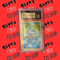 Blastoise 003/034 Trading Card Game Classic Holo - Image 1