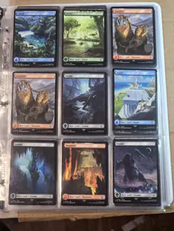 Magic The Gathering -MTG- BINDER LOT Halos, Extended Art and Commons. - Image 4