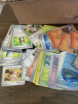 Huge Collection Bulk Lot of 1000 Pokemon Cards No Energies! Holo, Rare, Promos - Image 3