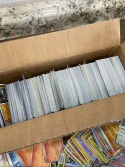 Huge Collection Bulk Lot of 1000 Pokemon Cards No Energies! Holo, Rare, Promos - Image 4