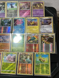 (30) Pokemon Cards Lot WOTC Vtg Holo STAMPED REVERSE Latios Magmar Tauros - Image 4