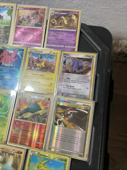 (30) Pokemon Cards Lot WOTC Vtg Holo STAMPED REVERSE Latios Magmar Tauros - Image 5