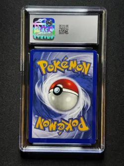 CGC 8 ERROR Pokemon Muk #13 Fossil Holo MISCUT! - Image 2