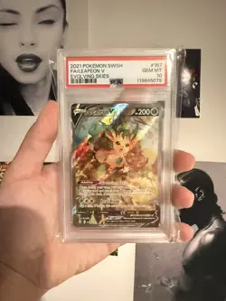 2021 POKEMON SWORD & SHIELD EVOLVING SKIES #167 FULL ART/LEAFEON V PSA 10 - Image 1
