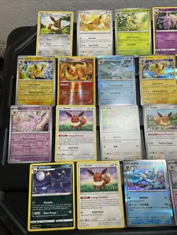 (30) EEVEE CARDS LOT VTG GLACEON LEAFEON ESPEON JOLTEON EVOLUTION Holo - Image 2