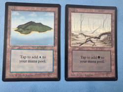 MTG Beta Edition, Island and Swamp! 1993 Vintage Magic! - Image 1