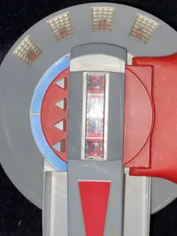 VINTAGE - 1996 - Yu-Gi-Oh Duel Disk Card Launcher - Kazuki Takahashi - Image 3