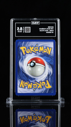 1999 WOTC POKEMON MOLTRES #12/62 FOSSIL - 1ST EDITION HOLO TAG 8.5 - Image 2