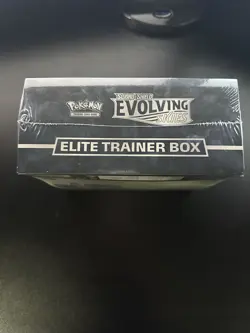 Pokemon Sword & Shield Evolving Skies Elite Trainer Box - Energy Cards, Sleeves - Image 4