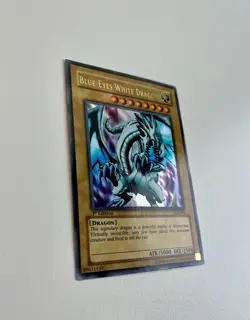Yu-Gi-Oh! Old Blue-Eyes White Dragon LOB-001 1st Edition Asian English Excellent - Image 1