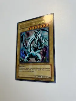 Yu-Gi-Oh! Old Blue-Eyes White Dragon LOB-001 1st Edition Asian English Excellent - Image 3