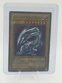 Yu-Gi-Oh! Blue-Eyes White Dragon SDK-001 Starter Deck: Kaiba Ultra Rare Unlimit. - Image 1