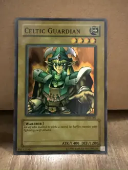 Yu-Gi-Oh! Celtic Guardian LOB-007 Wavy Print, Faded - Image 1