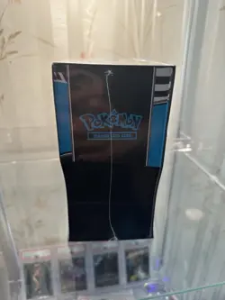 Pokemon TCG Black Bolt ETB Elite Trainer Box Factory Sealed Scarlet Violet - Image 2