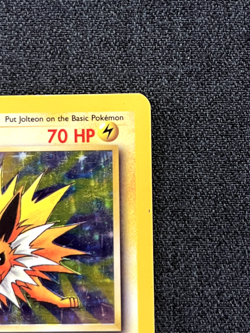 Pokemon TCG Jolteon Jungle 4/64 Holo Unlimited Holo Rare LP - Image 5