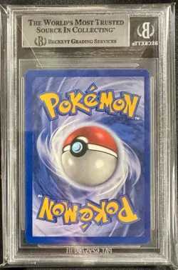 🥊 Machamp 8/102 Holo Rare Pokemon Card - 1999 2-Player Starter Set, subgraded - Image 2