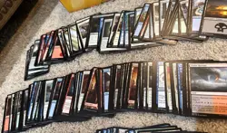 Magic The Gathering Trading Card Lot Of 276, 2016/2017 Pre-owned w/Box MTG - Image 5