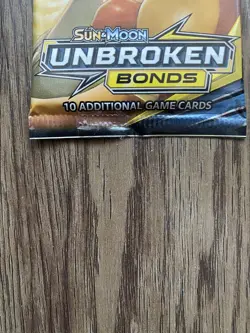 Pokemon TCG Unbroken Bonds Booster Pack Sealed Sun & Moon Reshiram & Charizard - Image 3