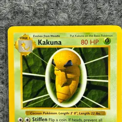 Vintage Pokemon Base Set Shadowless Kakuna 33/102 Non-Holo NM/Mint - Image 3