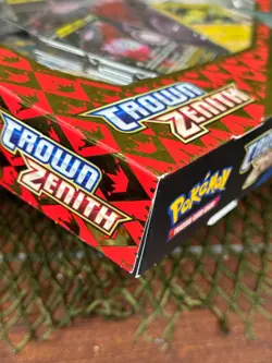 *SEALED* CROWN ZENITH ~ REGIDRAGO V Collection Box~ Pokemon TCG ~ RED - Image 4
